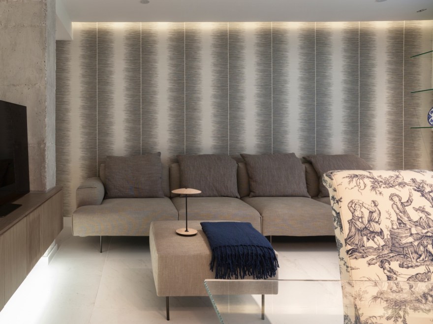 Luz sofa salon cervero obras