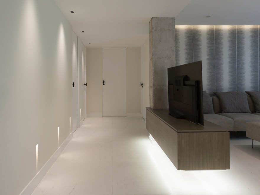 Luz tejidos salon cervero obras