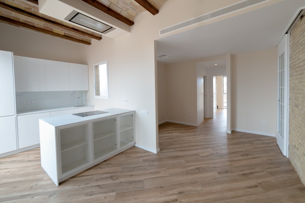 Encimera acabada en mármol. Cerveró Obras